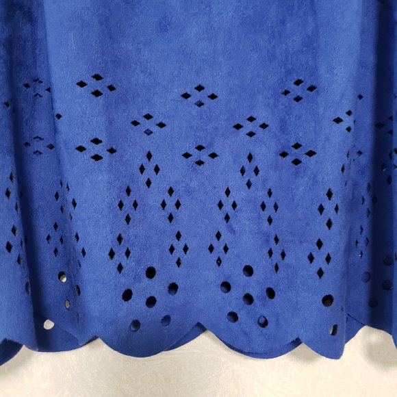 Soprano Blue Faux Suede Scallop Crop Blouse Tank Top - Picture 4 of 7